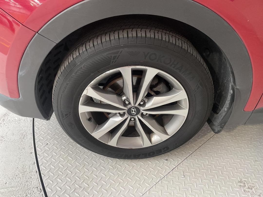 Photo '10' of Hyundai Santa FE