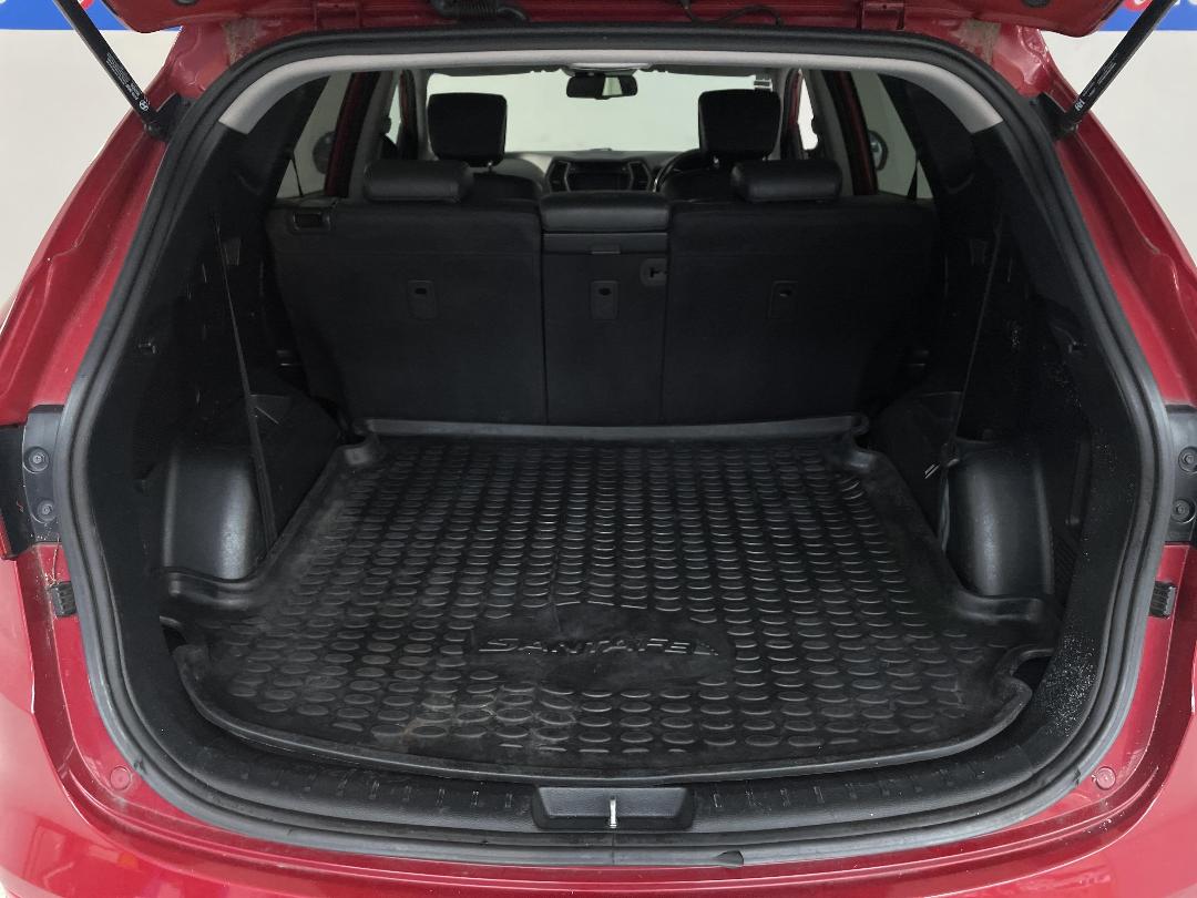 Photo '14' of Hyundai Santa FE