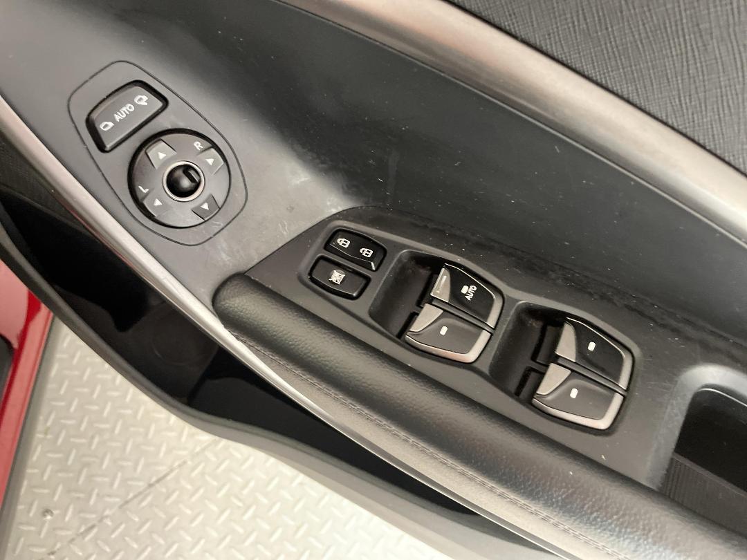 Photo '24' of Hyundai Santa FE