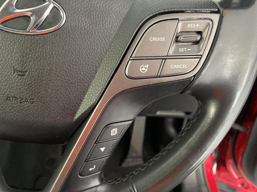 Photo '26' of Hyundai Santa FE