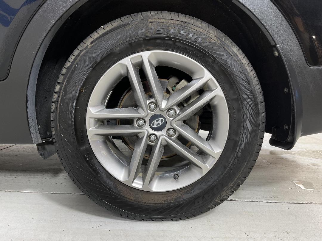 Photo '11' of Hyundai Santa FE