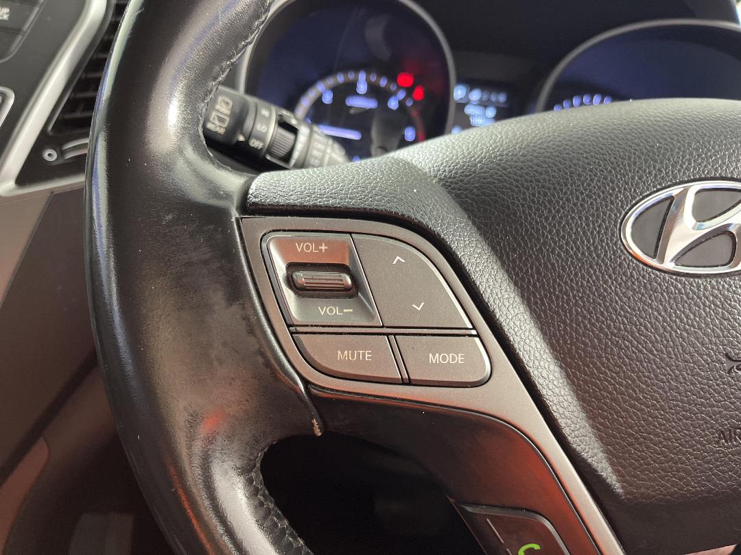 Photo '25' of Hyundai Santa FE