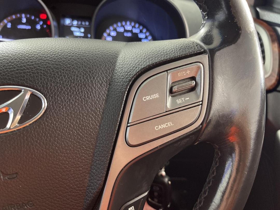 Photo '26' of Hyundai Santa FE