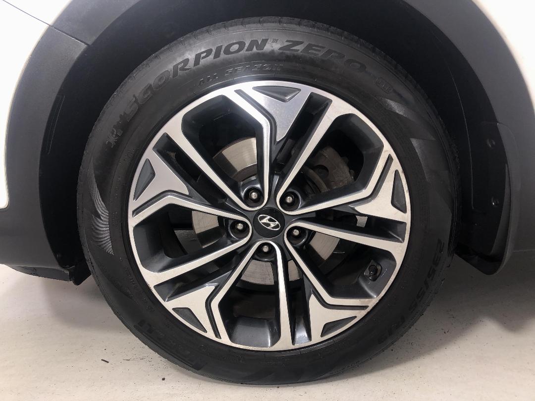 Photo '10' of Hyundai Santa FE