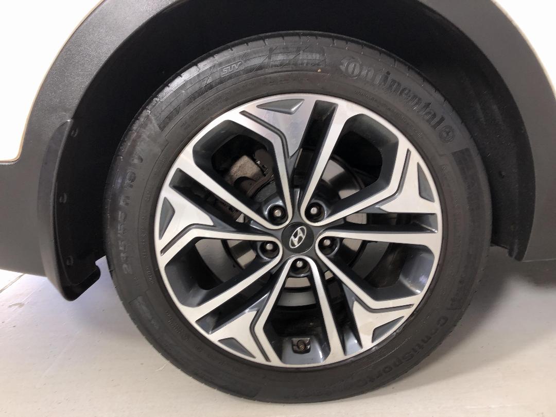 Photo '12' of Hyundai Santa FE