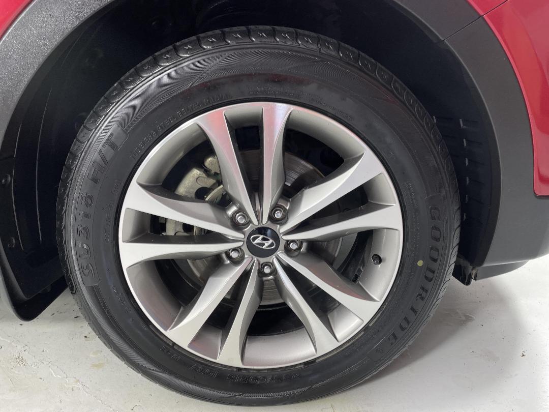 Photo '9' of Hyundai Santa FE