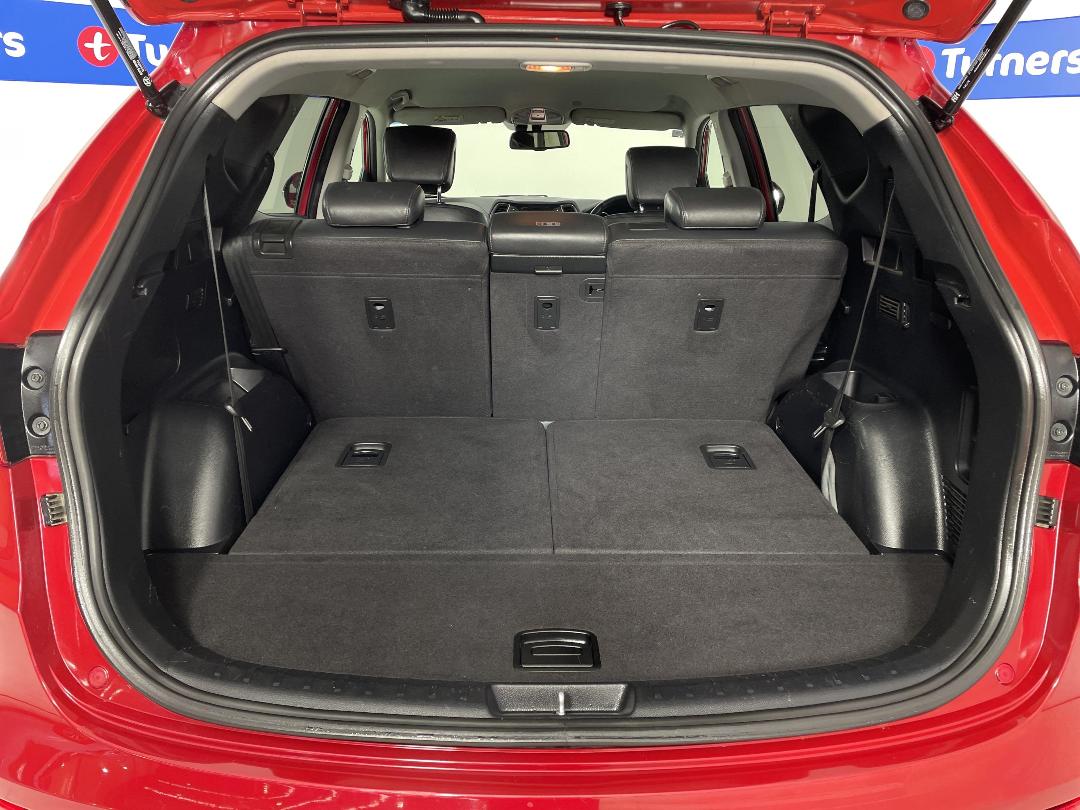 Photo '14' of Hyundai Santa FE