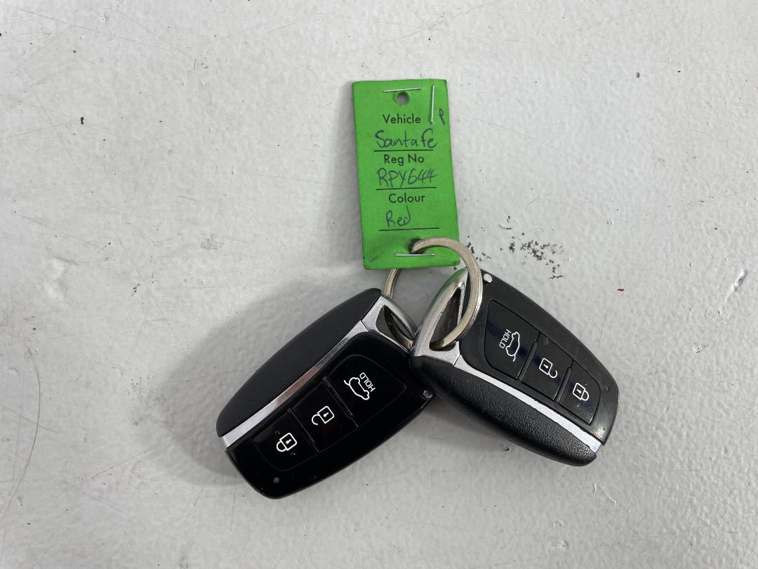 Photo '22' of Hyundai Santa FE