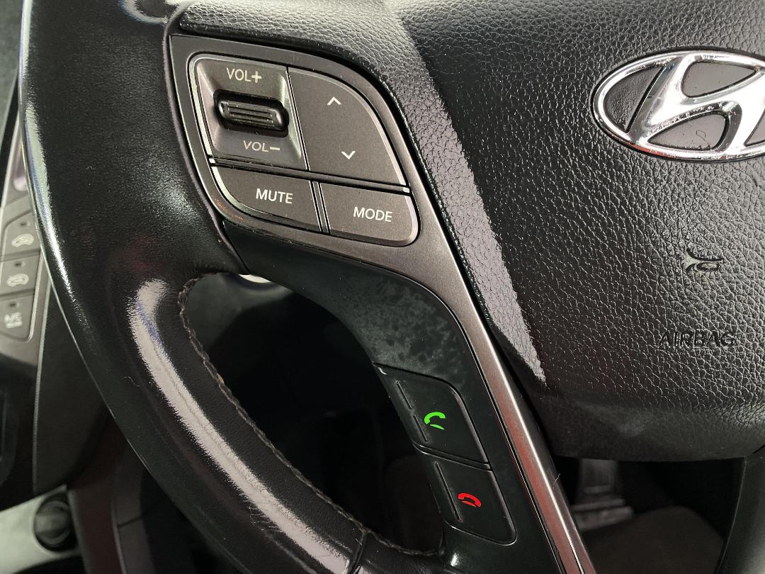 Photo '26' of Hyundai Santa FE