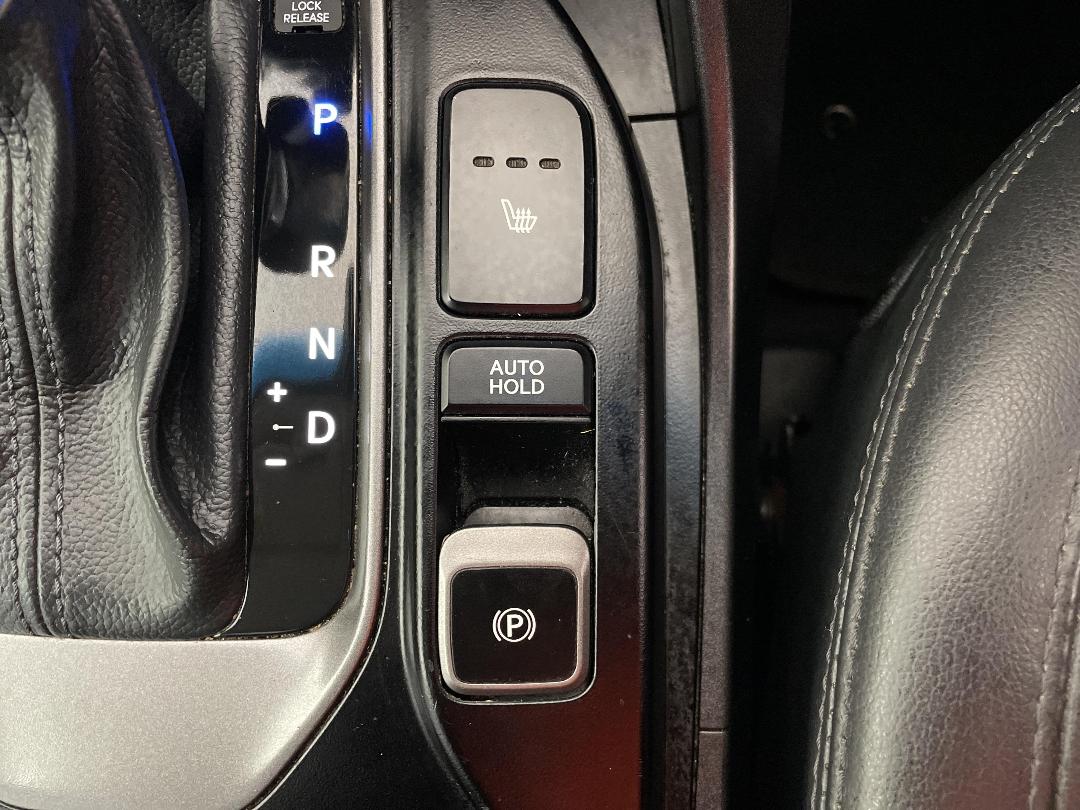 Photo '28' of Hyundai Santa FE