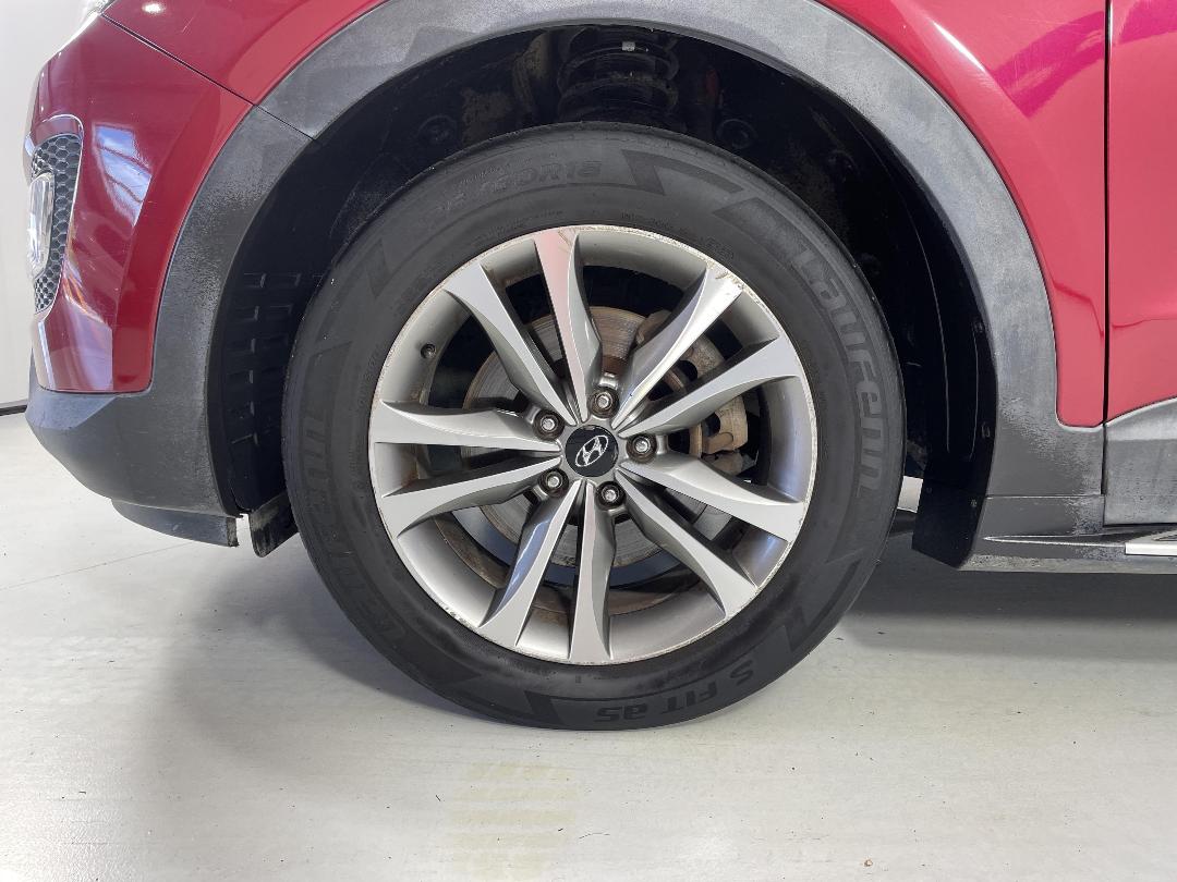 Photo '10' of Hyundai Santa FE