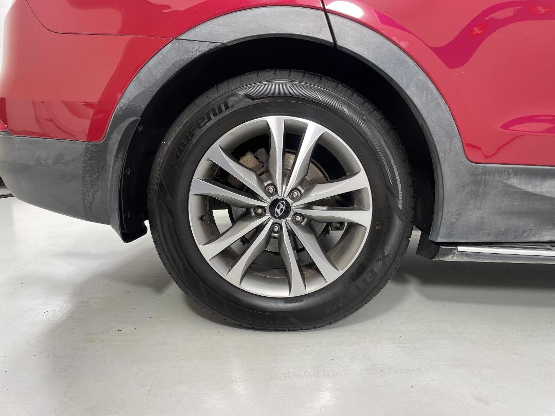 Photo '12' of Hyundai Santa FE