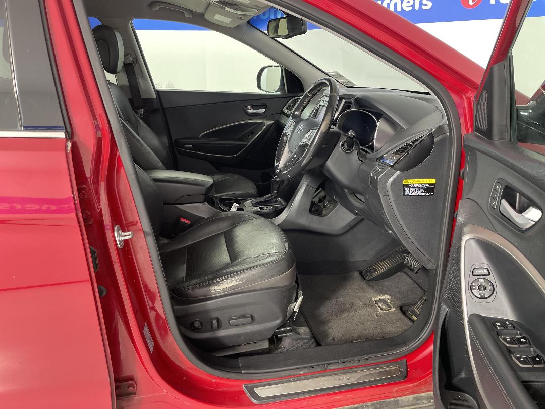 Photo '16' of Hyundai Santa FE