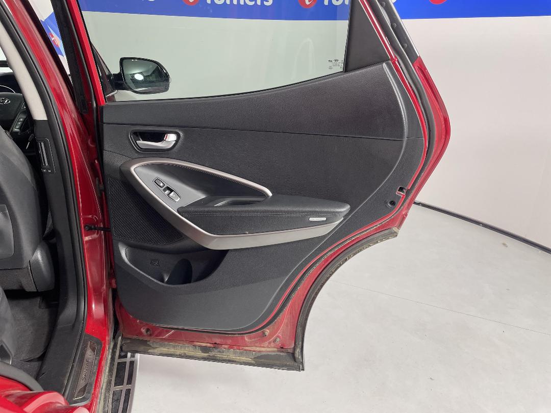 Photo '19' of Hyundai Santa FE