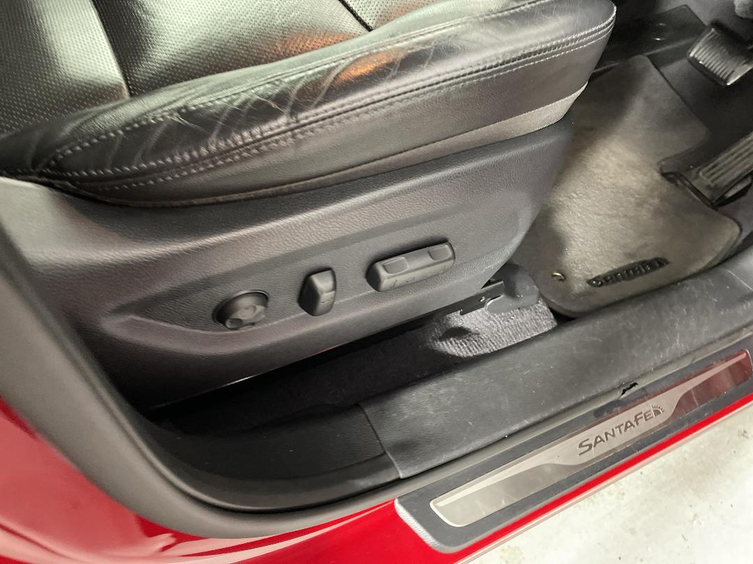 Photo '27' of Hyundai Santa FE