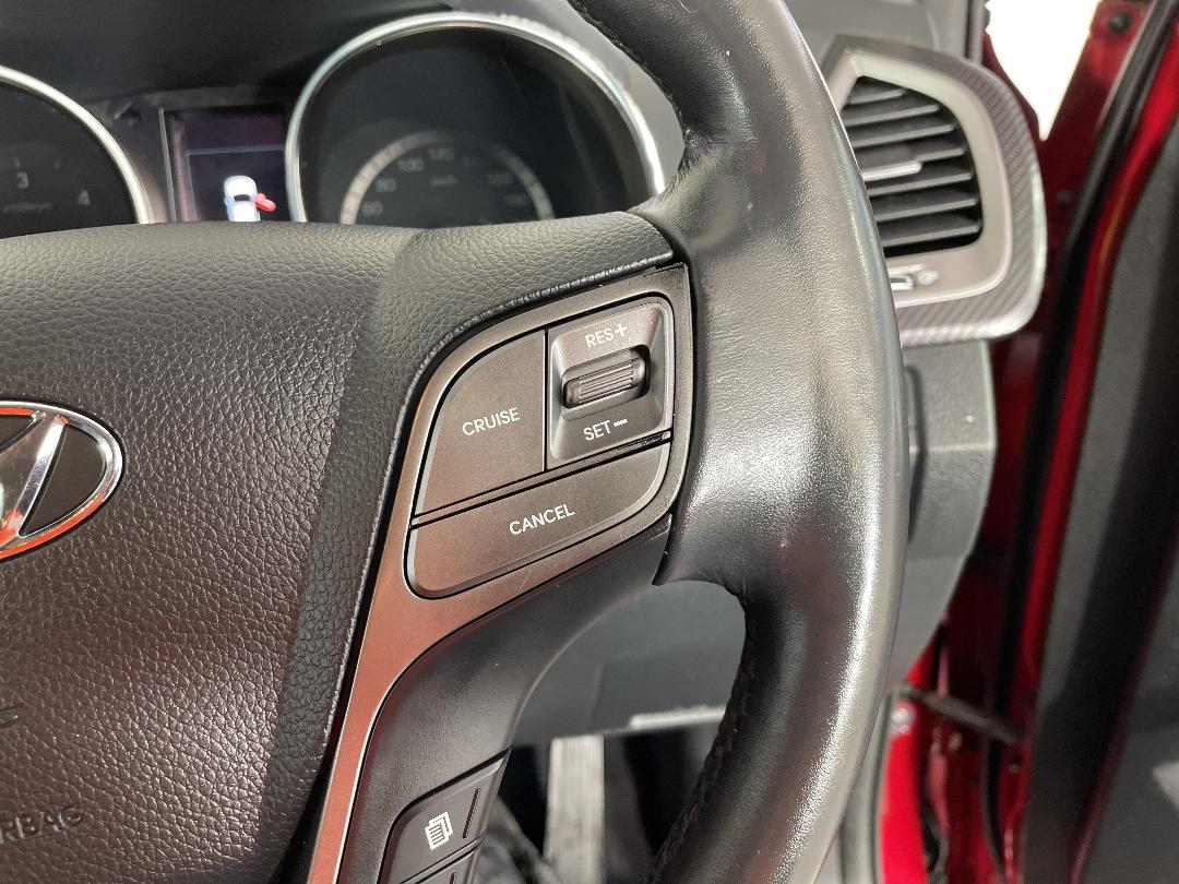 Photo '30' of Hyundai Santa FE