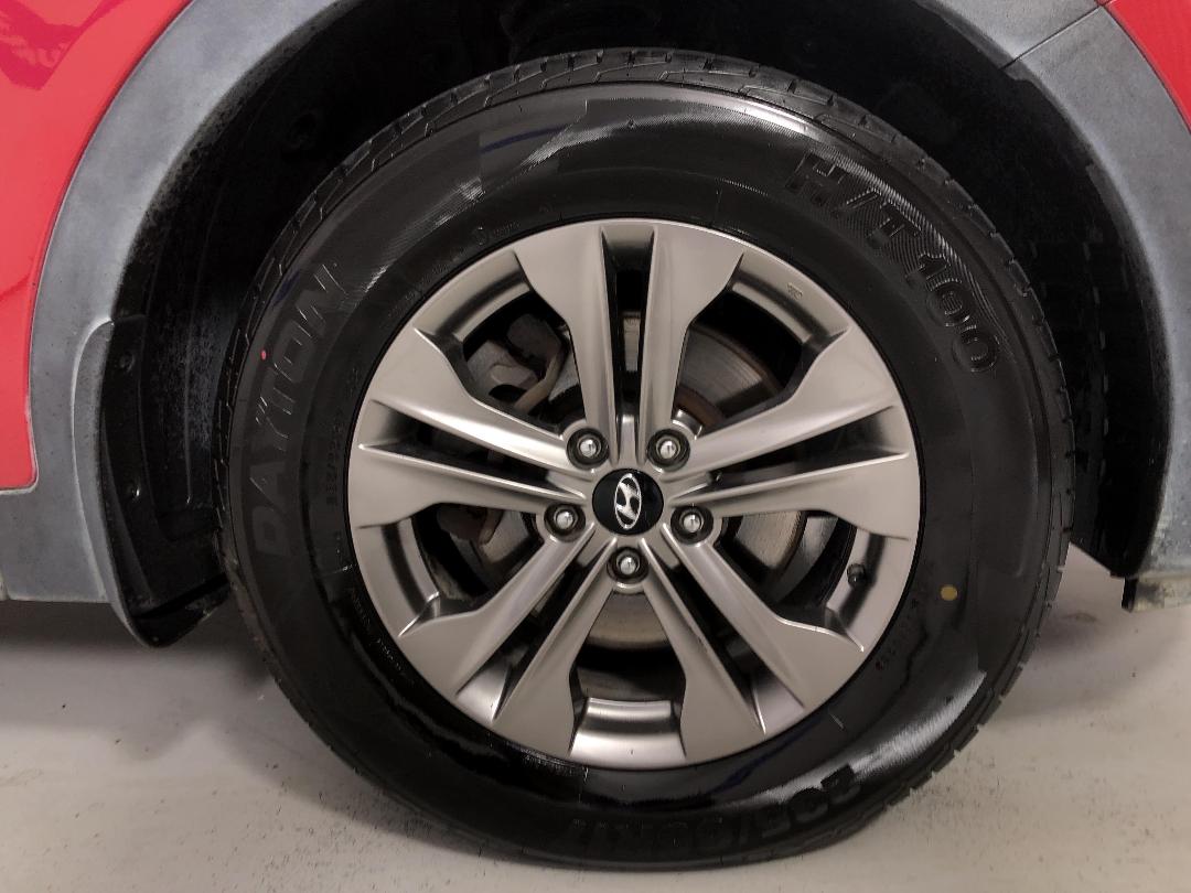 Photo '9' of Hyundai Santa FE