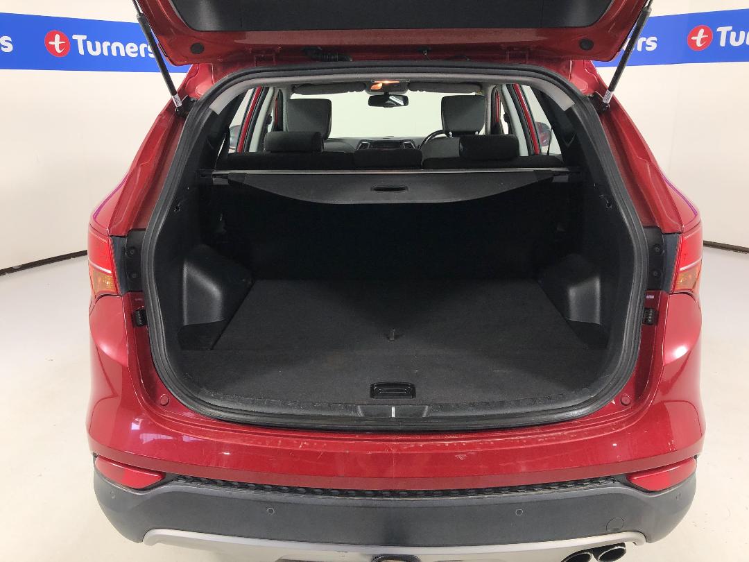 Photo '14' of Hyundai Santa FE