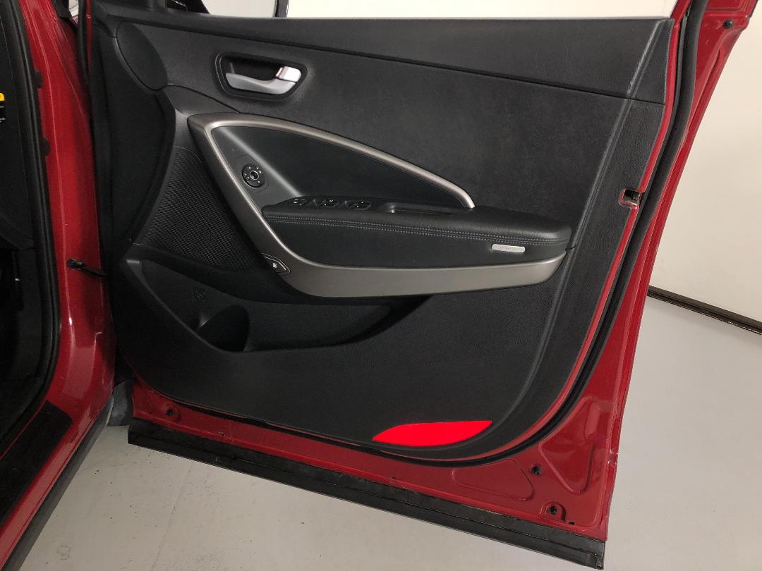 Photo '15' of Hyundai Santa FE