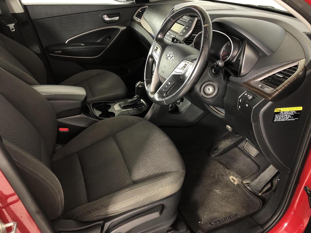 Photo '16' of Hyundai Santa FE