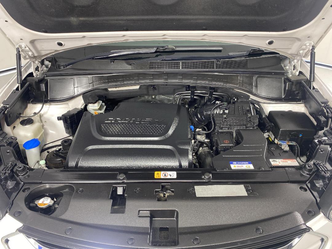 Photo '13' of Hyundai Santa FE