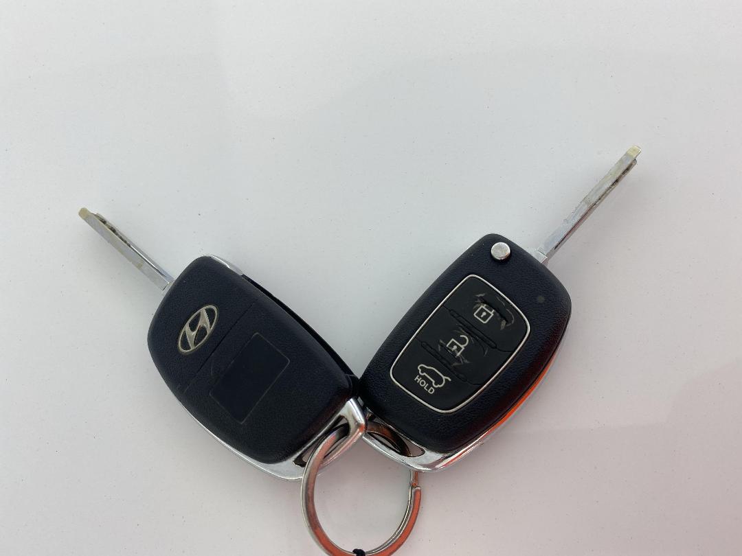 Photo '22' of Hyundai Santa FE