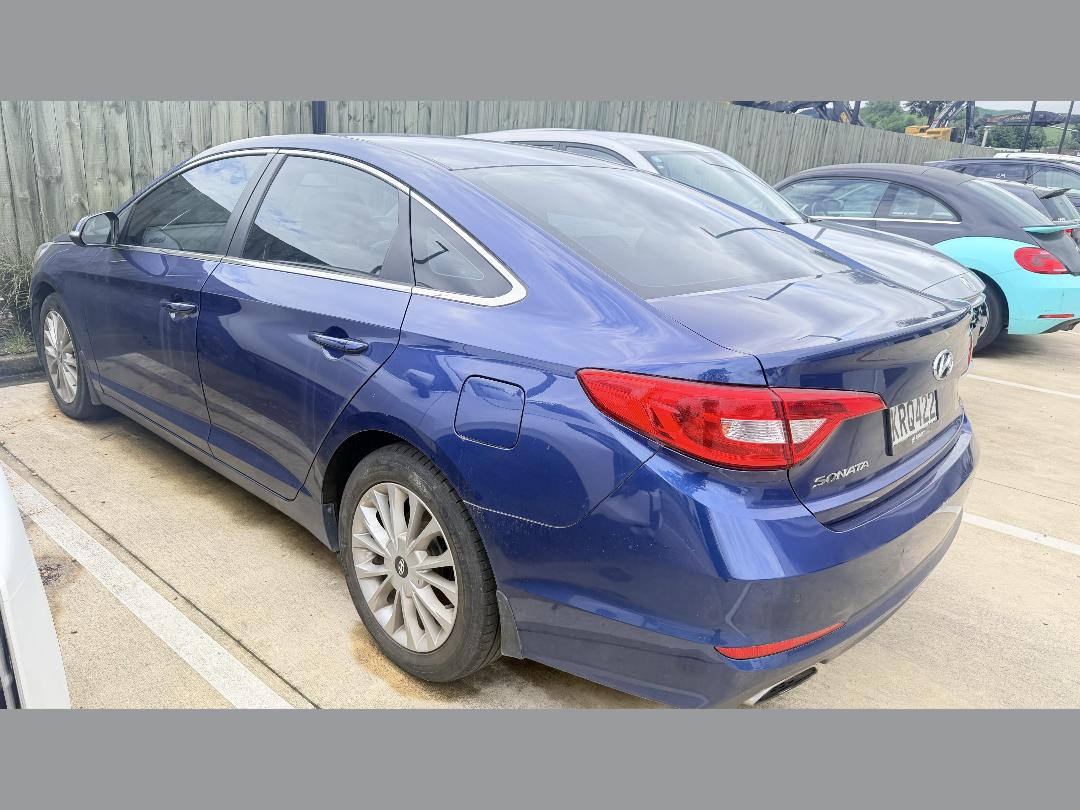 Photo '3' of Hyundai Sonata Photo '3' of Hyundai Sonata