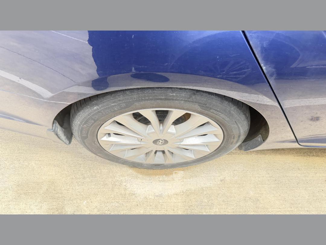 Photo '9' of Hyundai Sonata Photo '9' of Hyundai Sonata