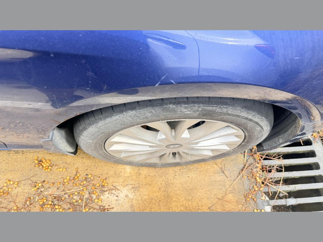 Photo '10' of Hyundai Sonata Photo '10' of Hyundai Sonata