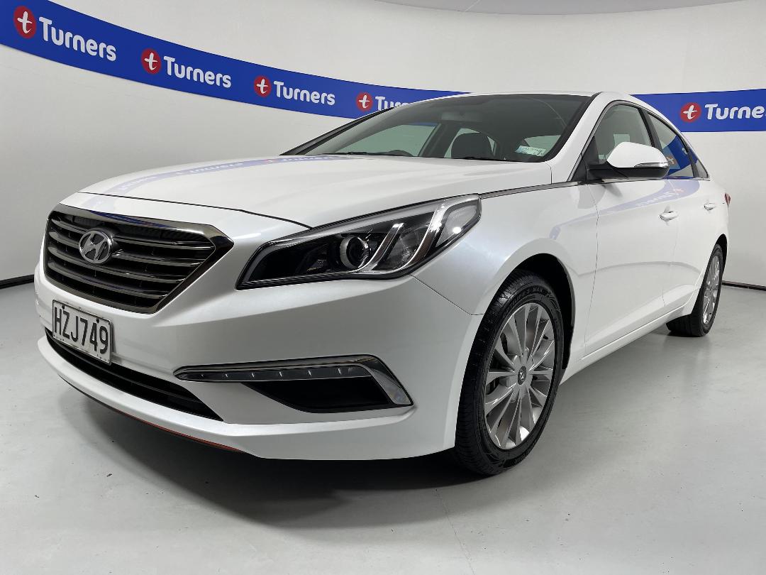 Photo '4' of Hyundai Sonata Photo '4' of Hyundai Sonata