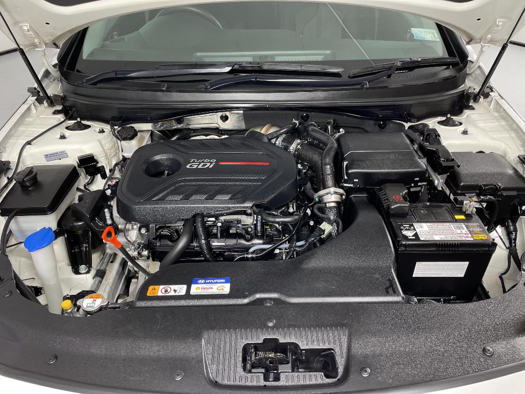 Photo '13' of Hyundai Sonata Photo '13' of Hyundai Sonata