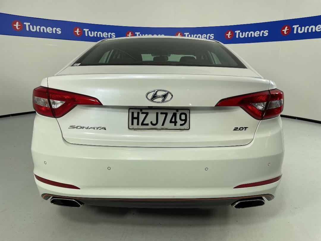 Photo '6' of Hyundai Sonata Photo '6' of Hyundai Sonata