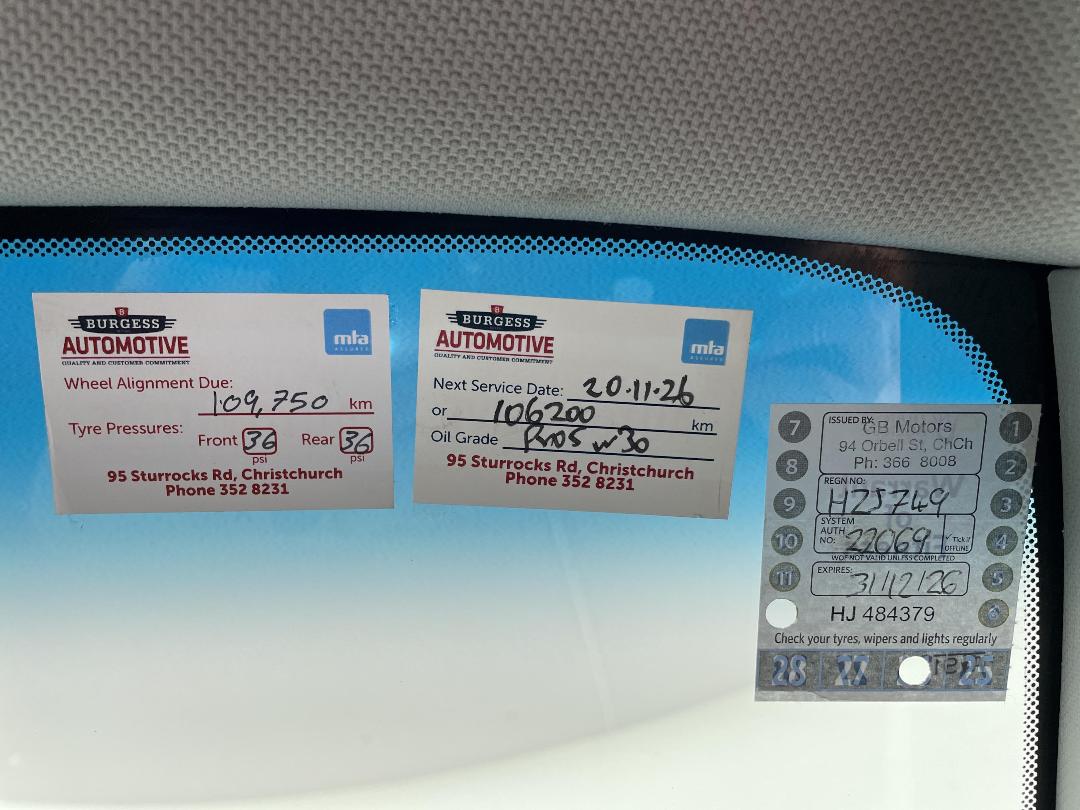 Photo '26' of Hyundai Sonata Photo '26' of Hyundai Sonata