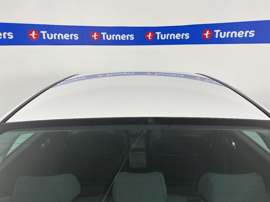 Photo '28' of Hyundai Sonata Photo '28' of Hyundai Sonata