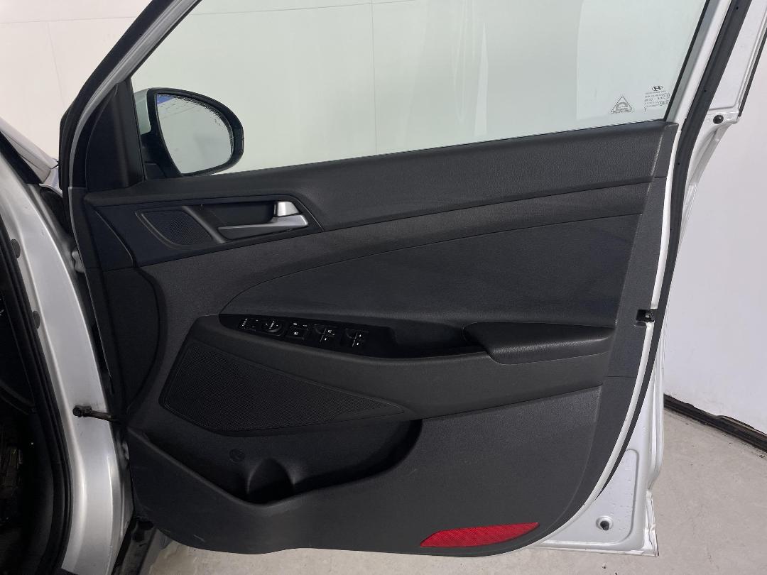 Photo '15' of Hyundai Tucson