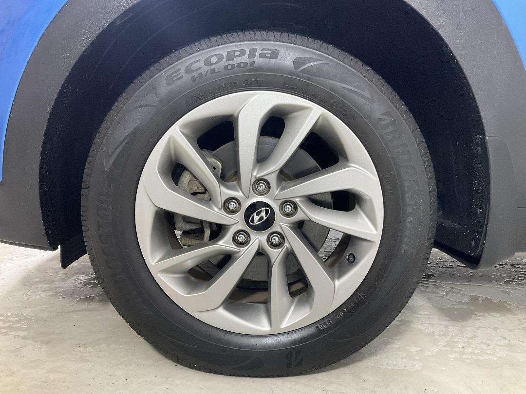 Photo '10' of Hyundai Tucson