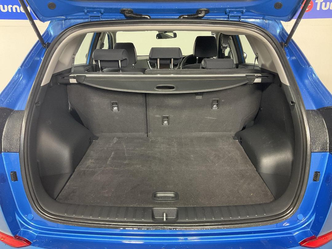 Photo '14' of Hyundai Tucson