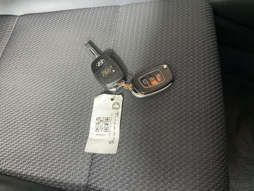 Photo '22' of Hyundai Tucson