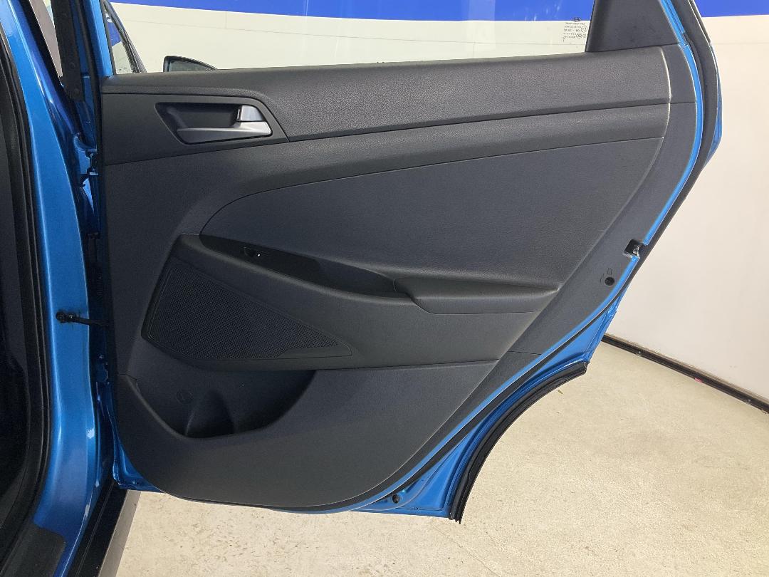 Photo '19' of Hyundai Tucson