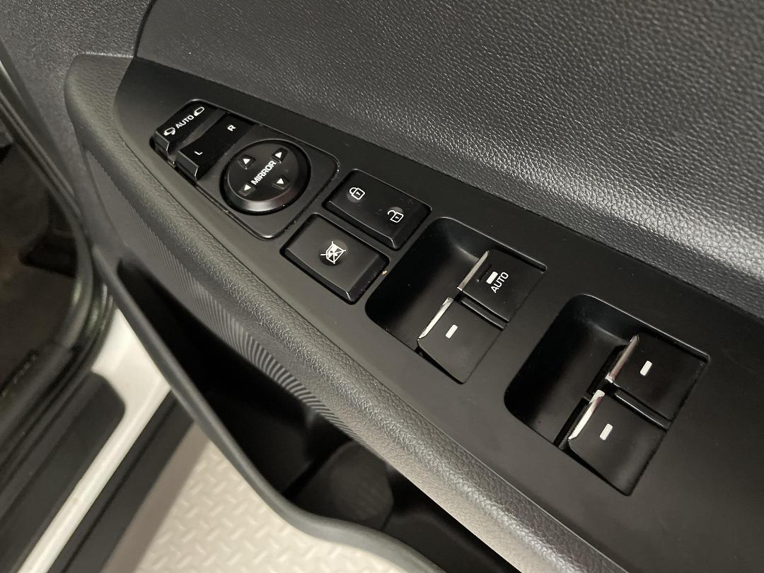 Photo '23' of Hyundai Tucson