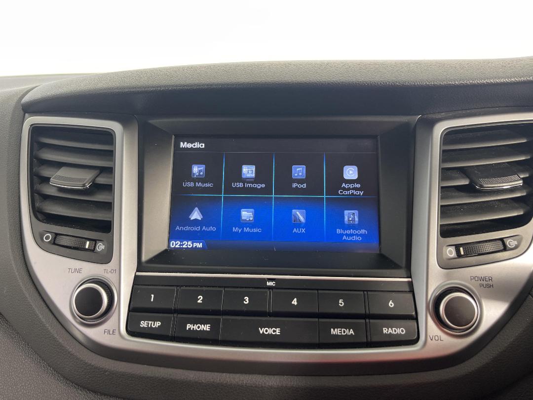 Photo '25' of Hyundai Tucson