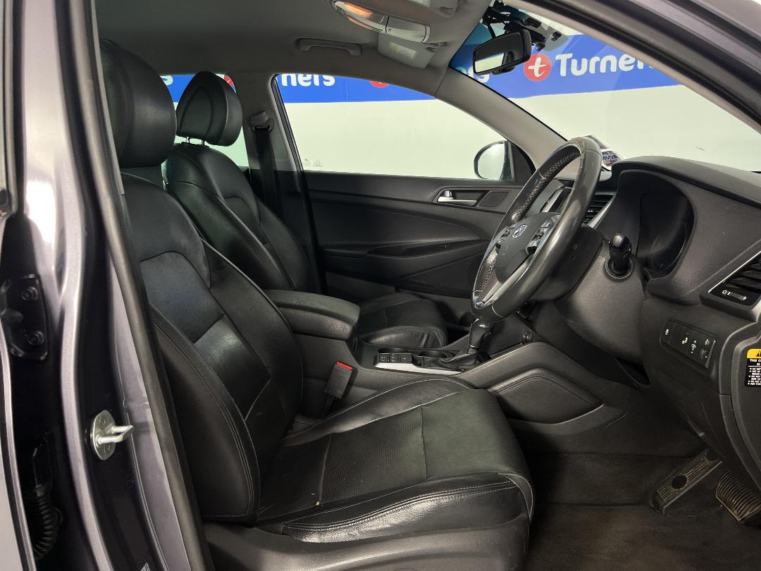 Photo '16' of Hyundai Tucson