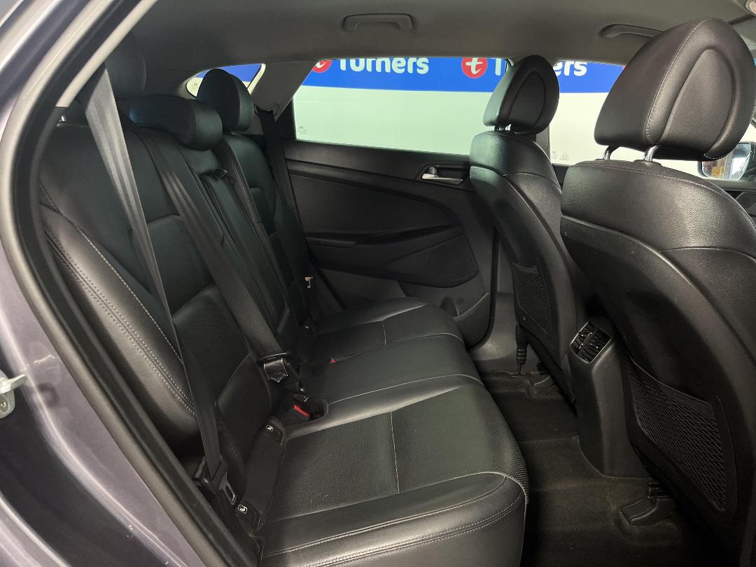 Photo '20' of Hyundai Tucson