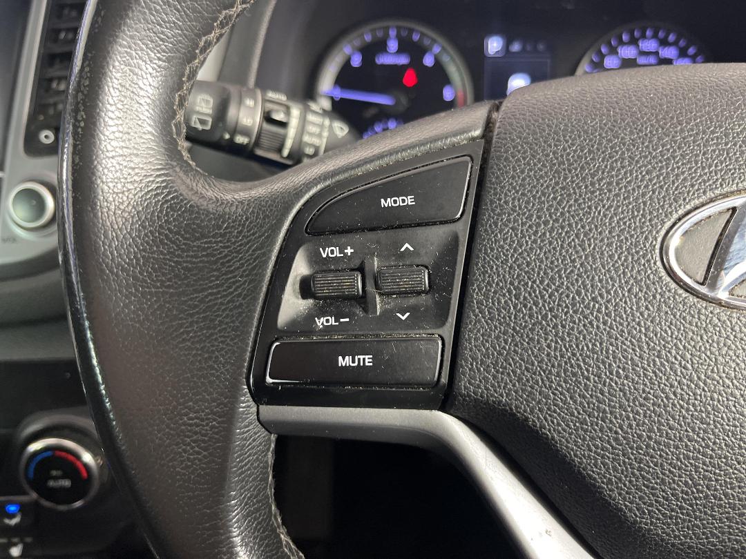 Photo '26' of Hyundai Tucson