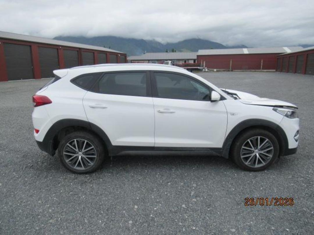 Photo '4' of Hyundai Tucson Active X Photo '4' of Hyundai Tucson Active X