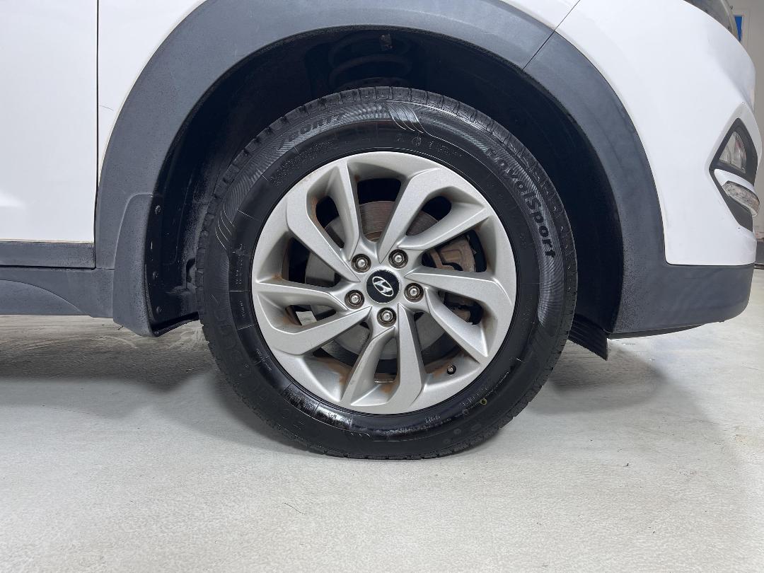 Photo '9' of Hyundai Tucson Photo '9' of Hyundai Tucson