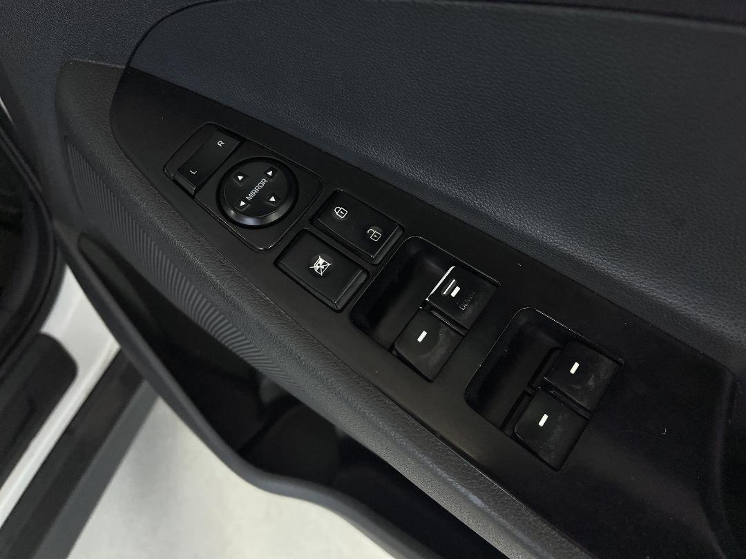 Photo '24' of Hyundai Tucson Photo '24' of Hyundai Tucson