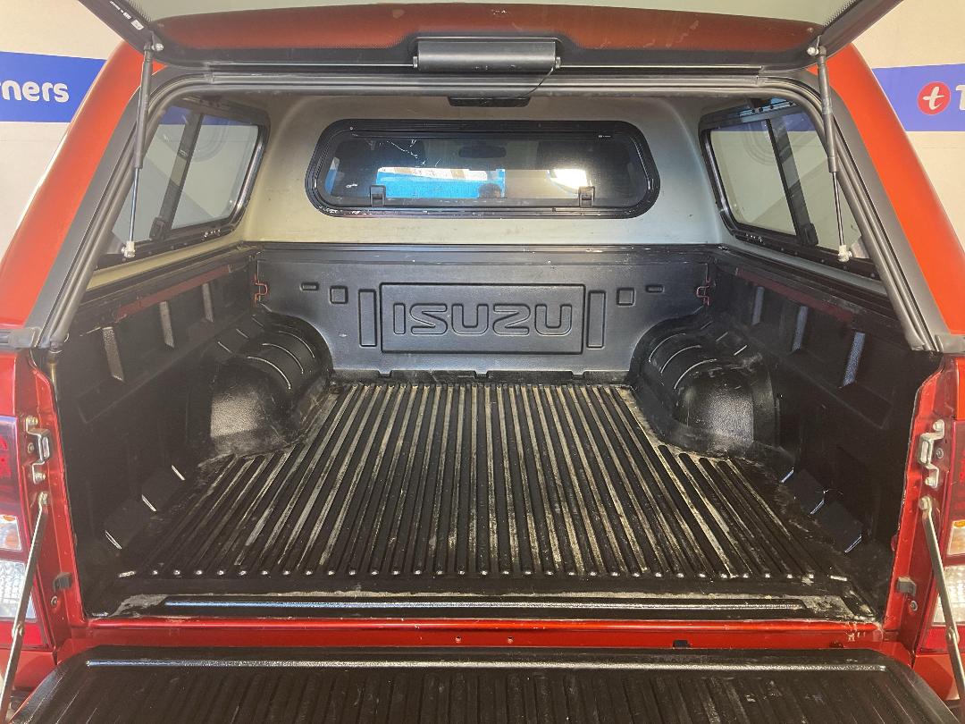 Photo '14' of Isuzu D-MAX