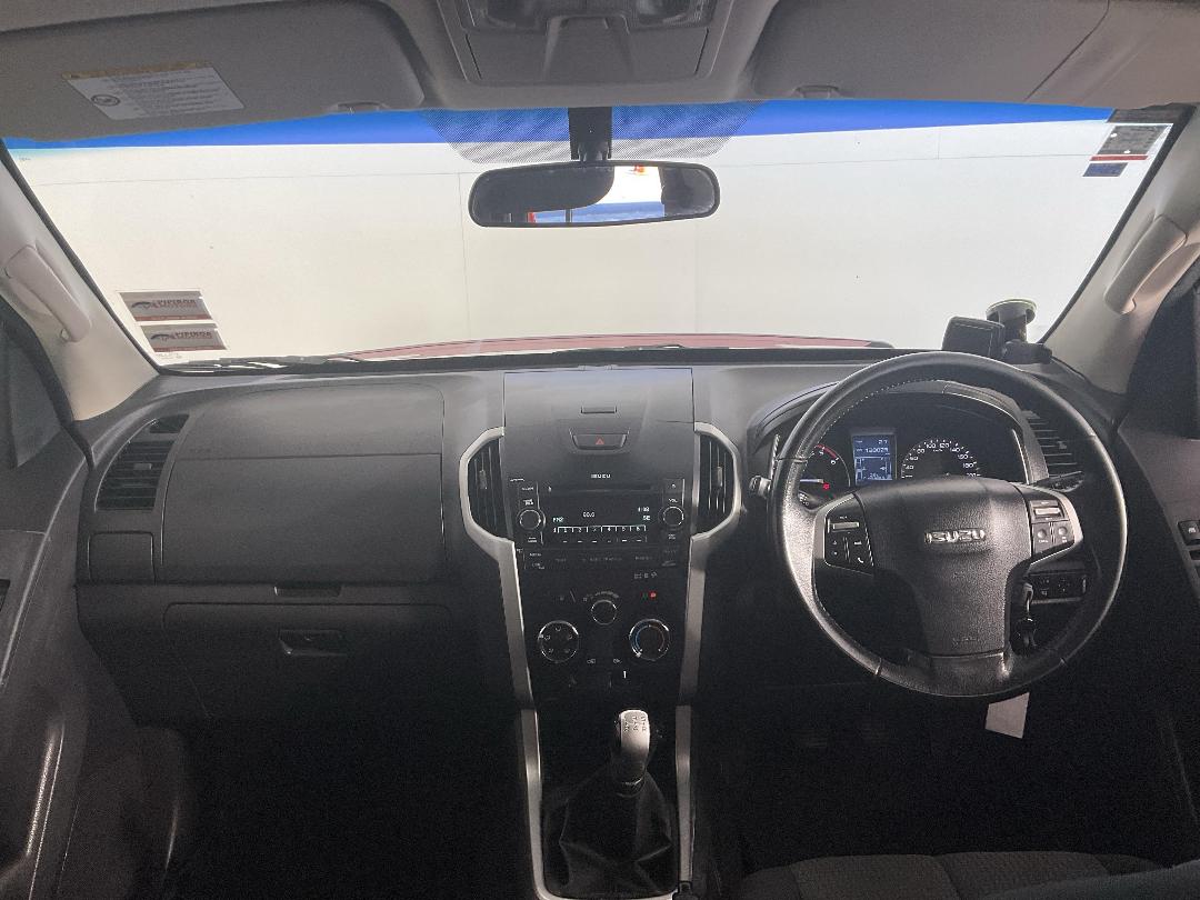 Photo '17' of Isuzu D-MAX