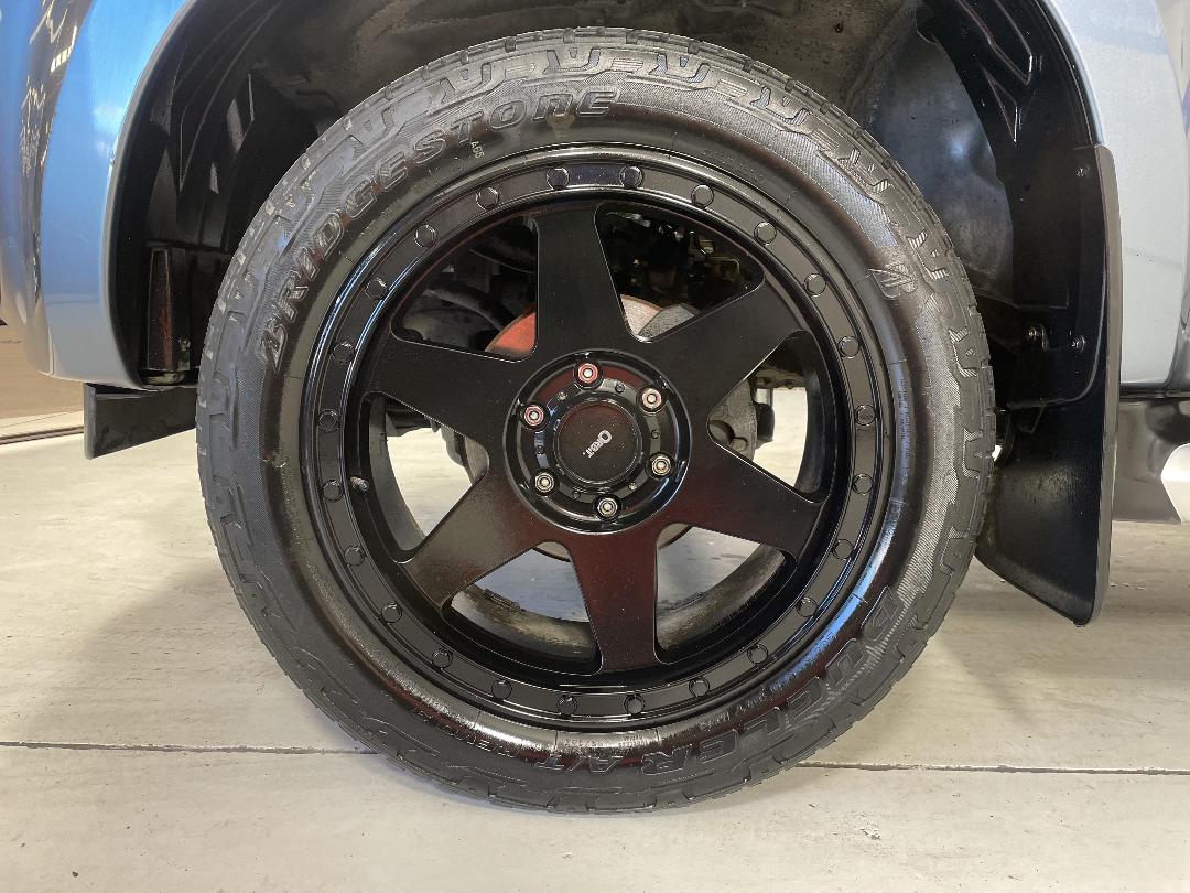 Photo '10' of Isuzu D-MAX